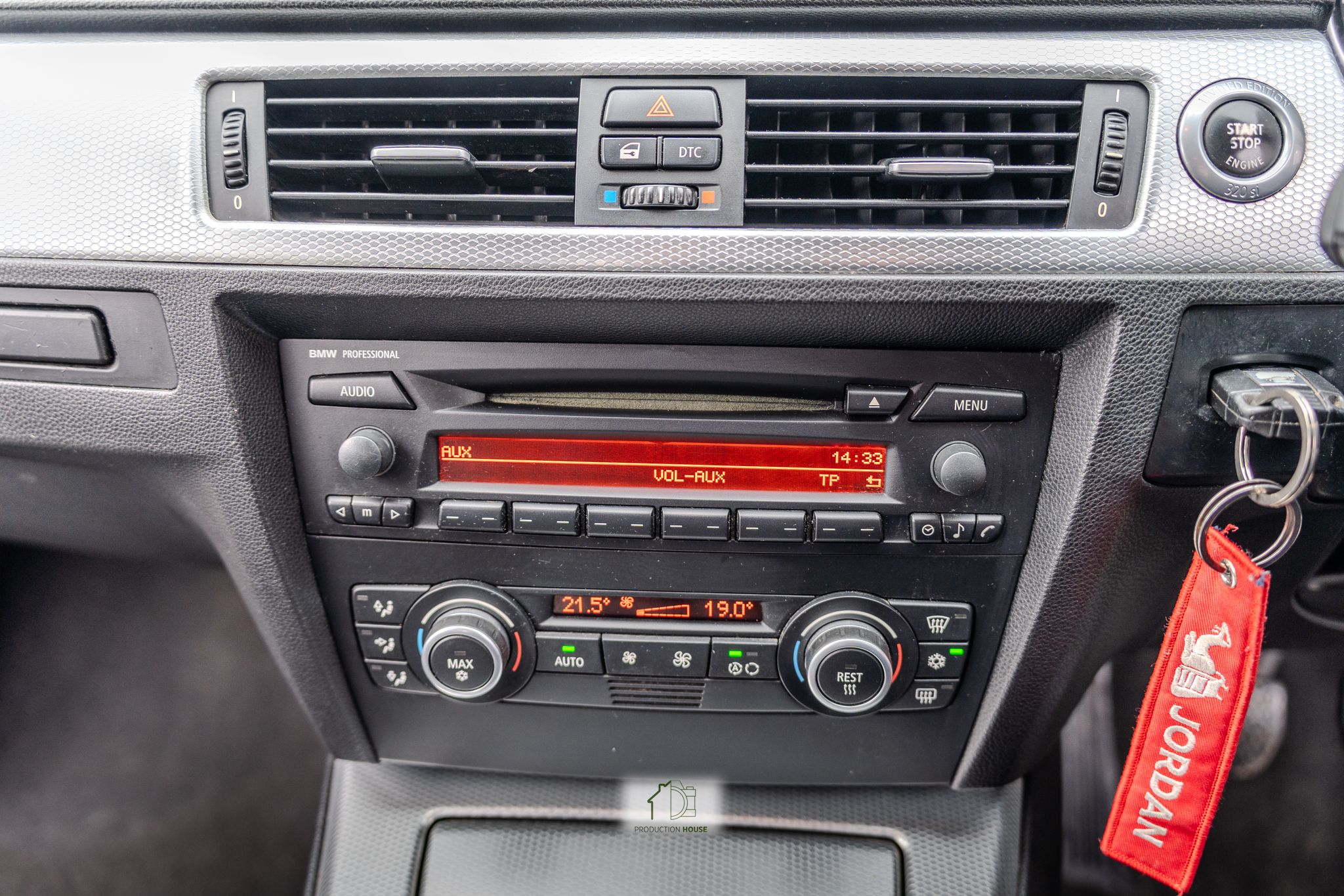 2005 BMW E91 330d Touring – Manual