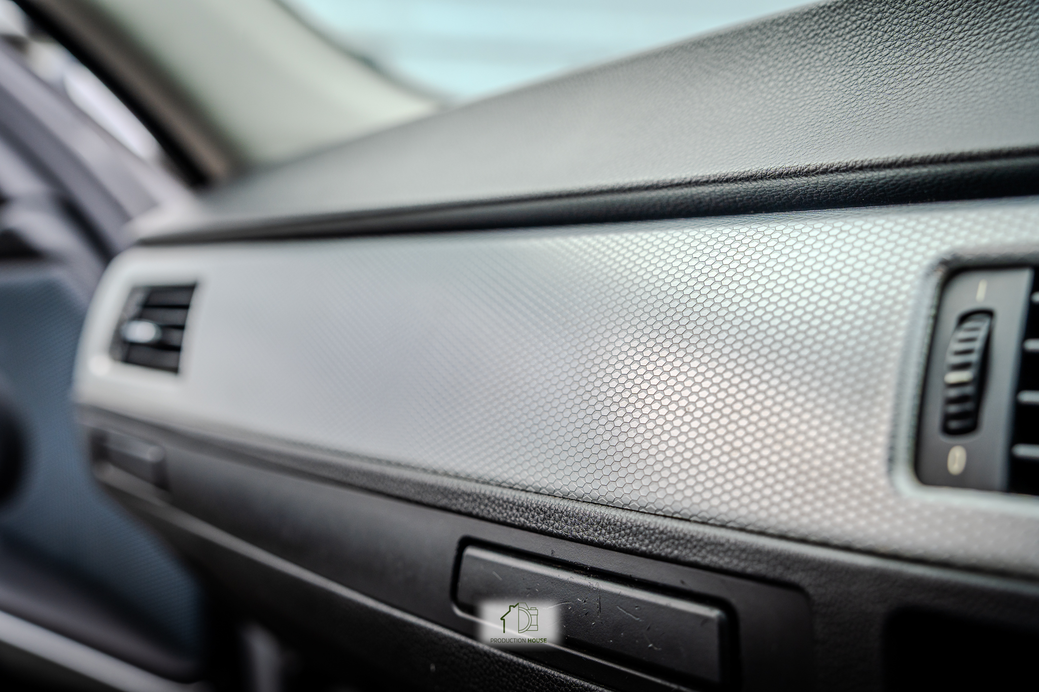 2005 BMW E91 330d Touring – Manual